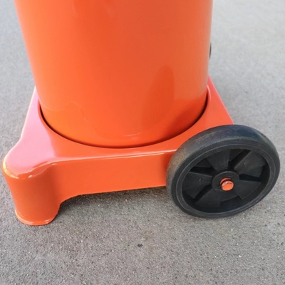 12L Air Operated Red Grease Pump  1pc/Ctn 50/1 Pressure Ratio Air Operated Grease Pump With Gun
