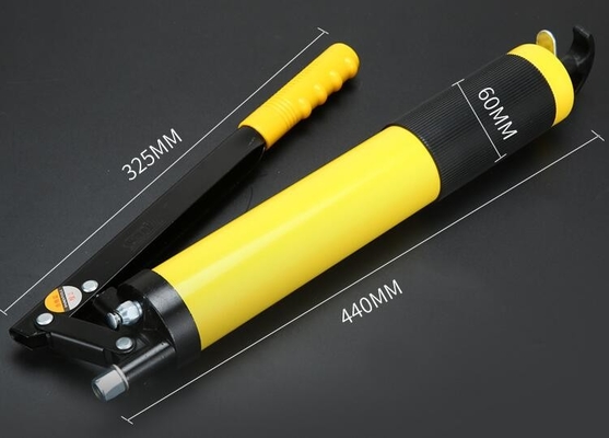 Yellow Excavator Manual Grease Gun 600cc Aluminium Alloy Head