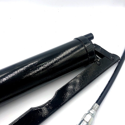 Heavy Duty Rubberized Grip Hand Grease Gun For Excavator In Carton Box
